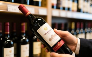 红酒鉴别真伪的方法有哪些？