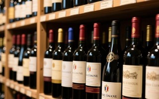 法国红酒品牌价格为何差异如此之大？