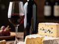红酒搭配奶酪，哪种奶酪更佳？