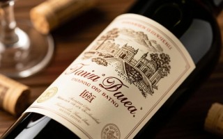 拉菲传说红酒揭秘，这瓶传奇红酒背后的故事？